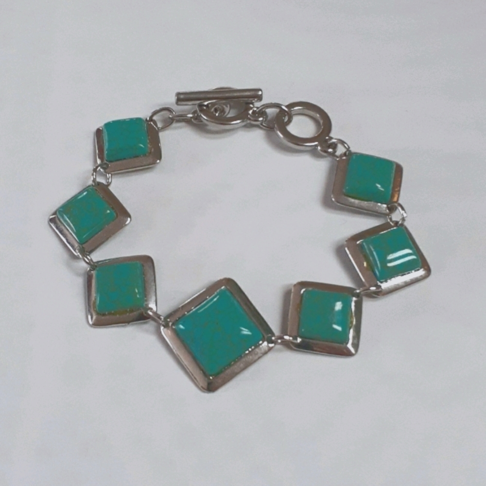 Turquoise bracelet size 7" to 7.5"